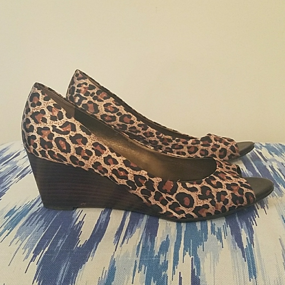 Leopard peep toe wedges